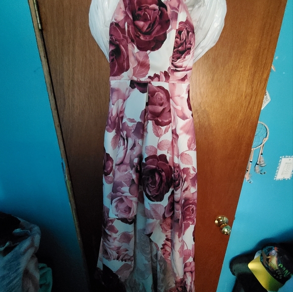 Graduation dress with pockets - Picture 9 of 13